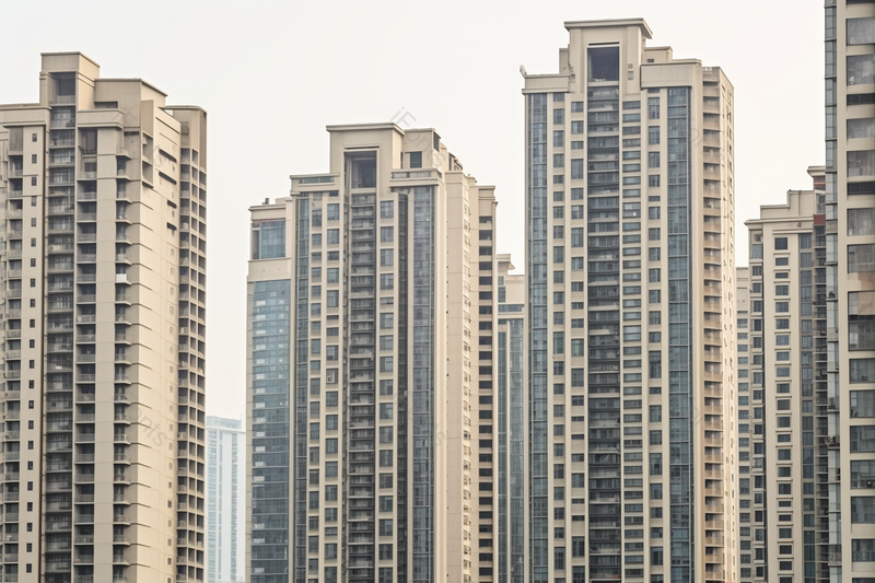 矗立在城市中央的建筑,高清,摄影图,摄影图片,图片大全,摄影图免费下载